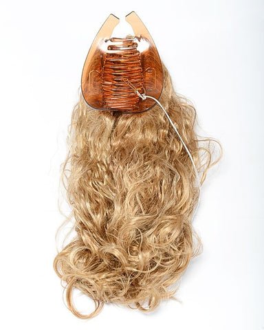 Style-On | Color shown: 223R | Attachment