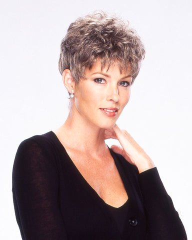 Kassidy | Color shown: 34R